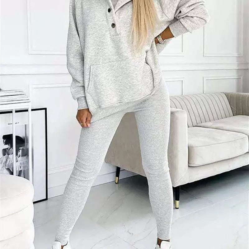 Women's Relaxed Fit Sweat Set